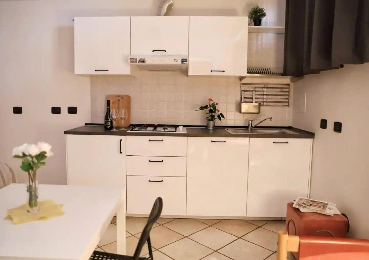 Casa Emilia Bed and Breakfast Bologna Exteriör bild